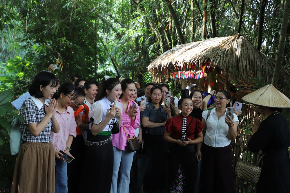 Đồng hành cùng cộng đồng